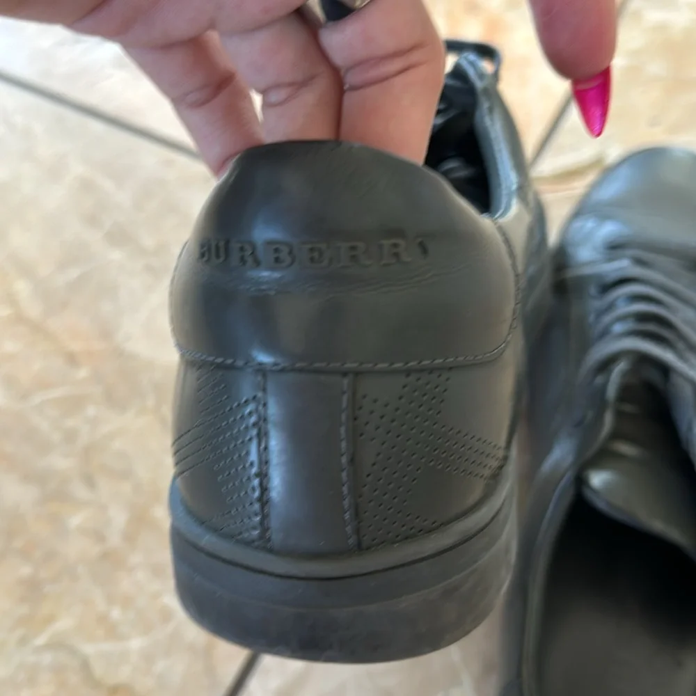 Men’s Burberry Grey Leather Sneakers size 44. - Picture 3 of 11